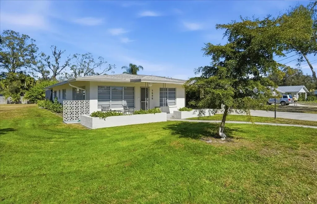 1606 4th Street W Palmetto FL 34221
