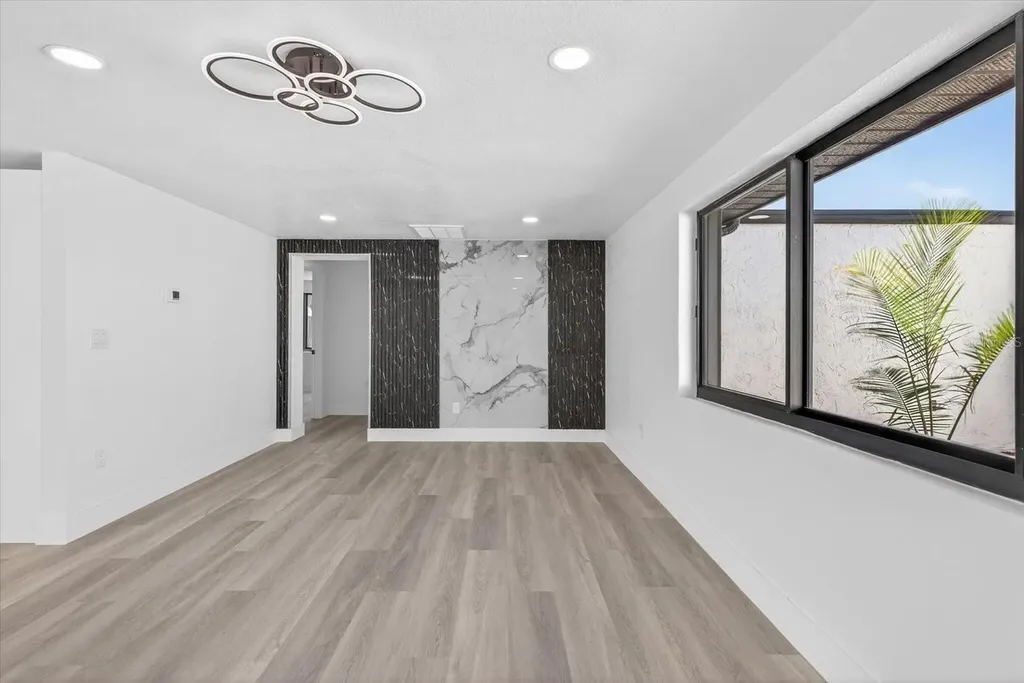 3212 Honeymoon Lane Holiday FL 34691