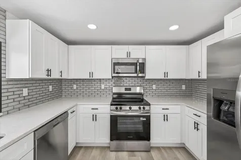 3212 Honeymoon Lane Holiday FL 34691