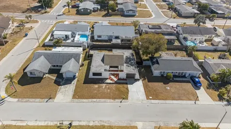 3212 Honeymoon Lane Holiday FL 34691