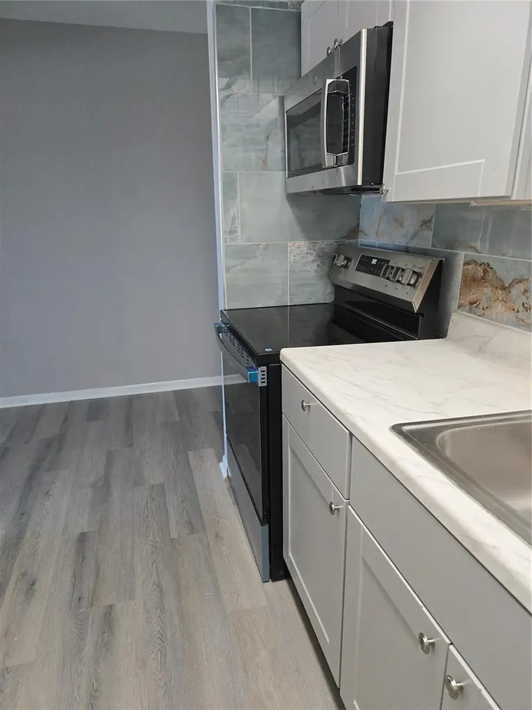 6100 12th Street S St Petersburg FL 33705