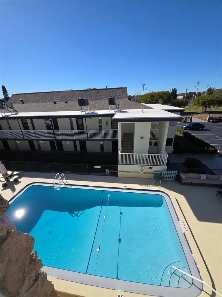 6100 12th Street S St Petersburg FL 33705