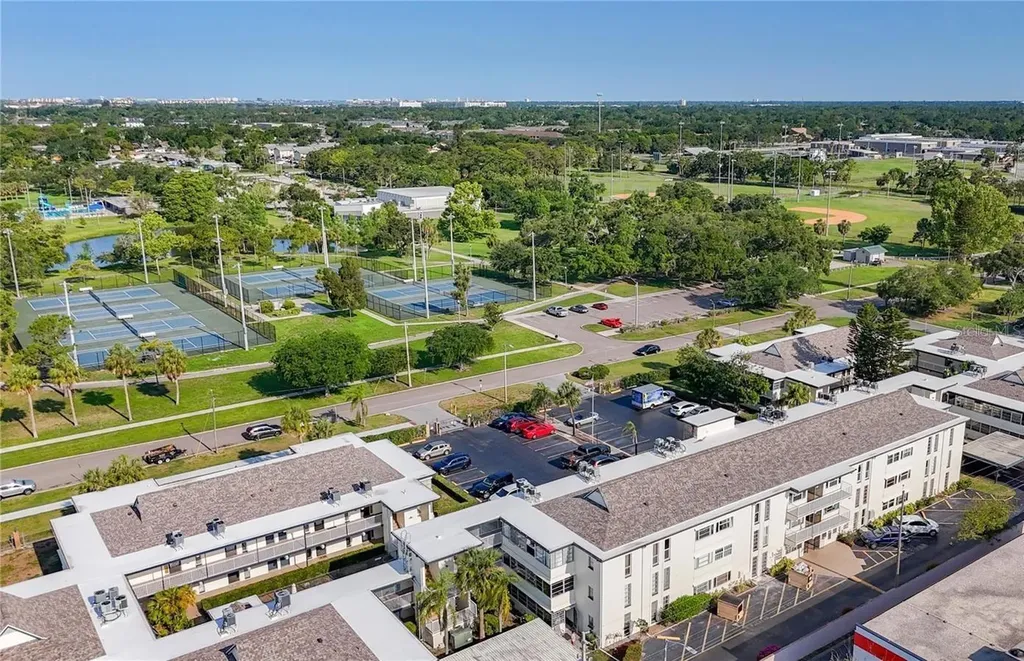 6100 12th Street S St Petersburg FL 33705