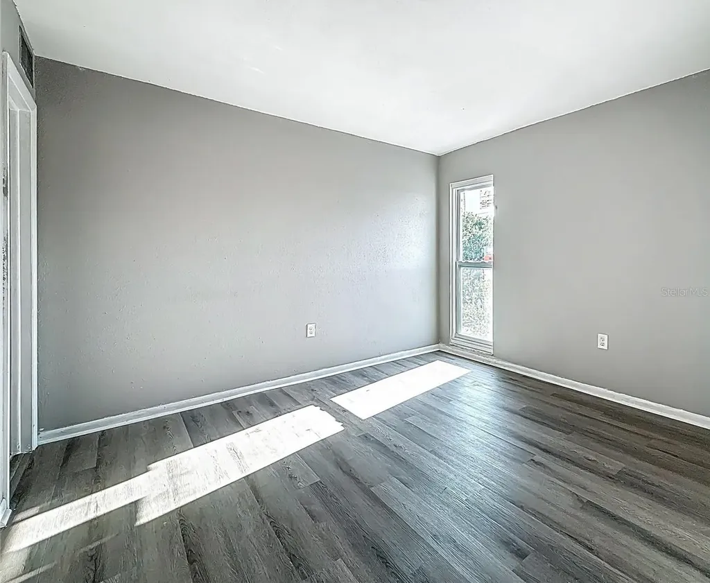 6100 12th Street S St Petersburg FL 33705