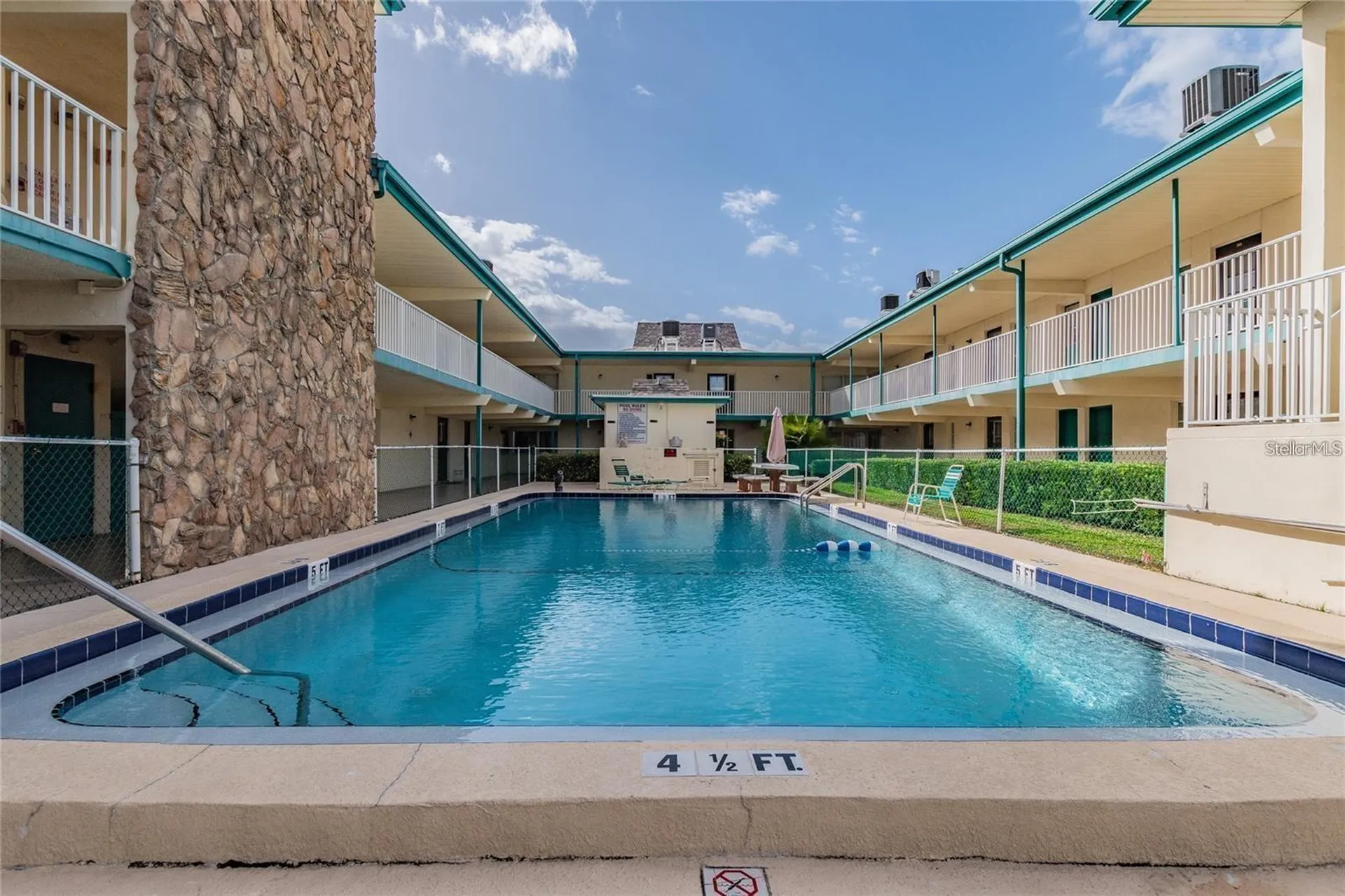6100 12th Street S St Petersburg FL 33705