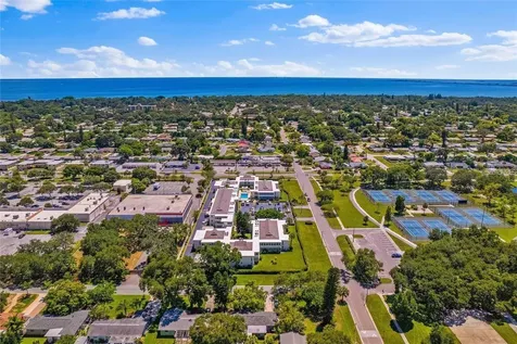 6100 12th Street S St Petersburg FL 33705