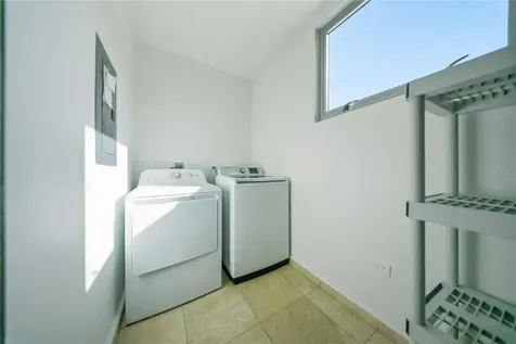 59 Lirio Carolina PR 00979