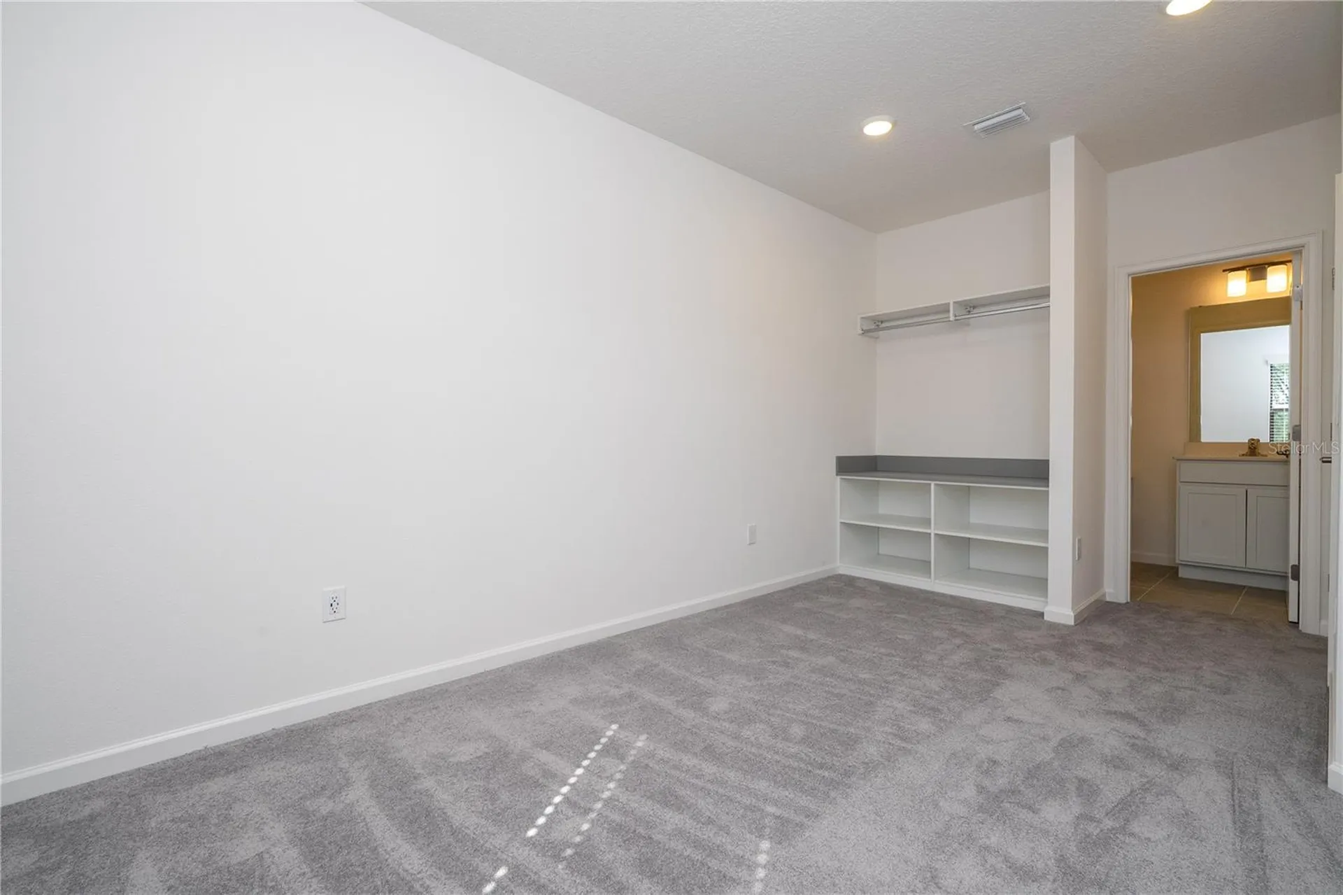 10580 Ebb Tide Lane Orlando FL 32821