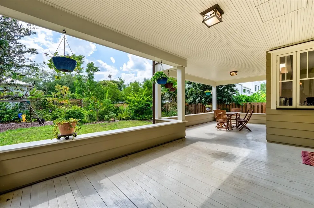2445 Alameda Avenue Sarasota FL 34234