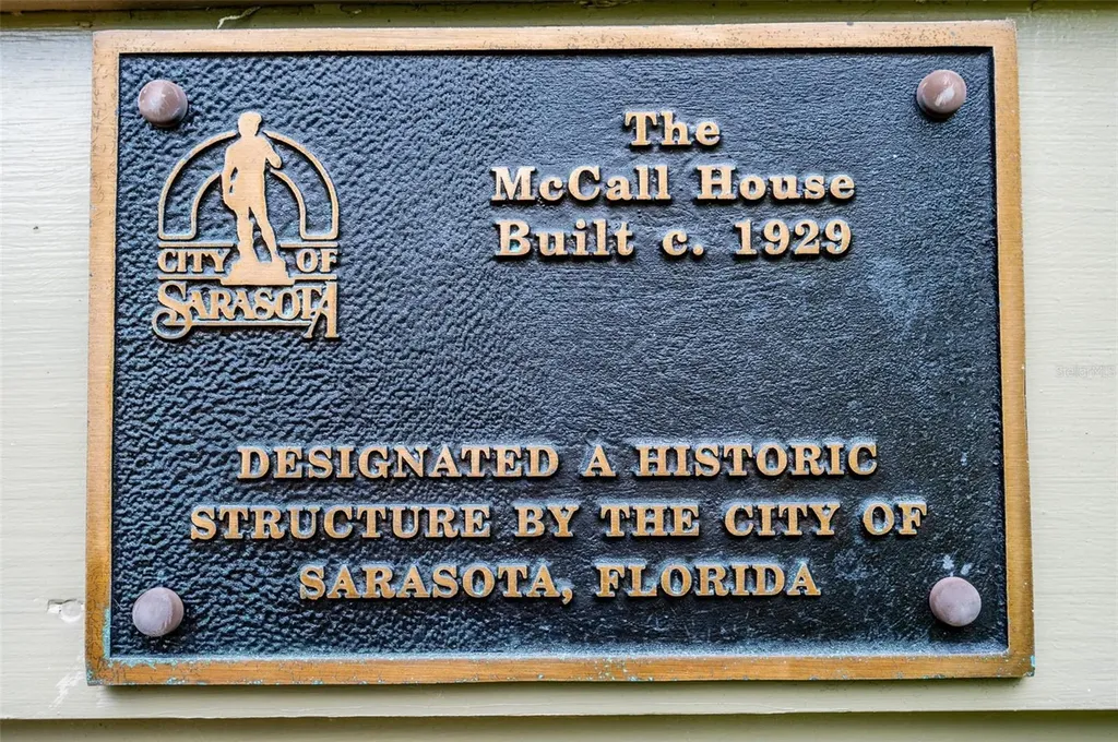 2445 Alameda Avenue Sarasota FL 34234