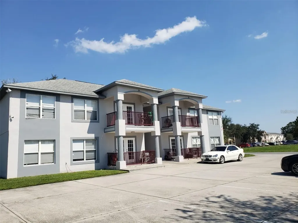 198 Majors Lane Kissimmee FL 34743