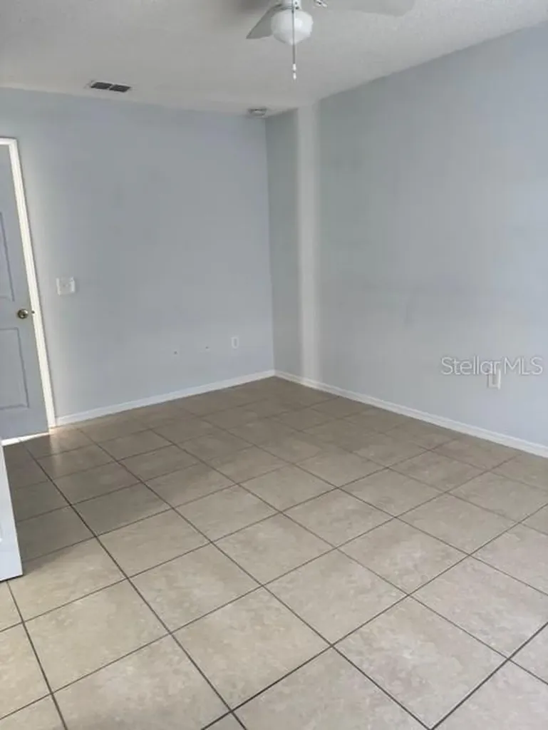 198 Majors Lane Kissimmee FL 34743