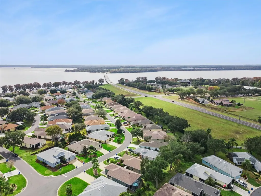 6002 Armada Street Tavares FL 32778