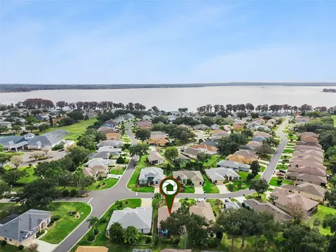 6002 Armada Street Tavares FL 32778