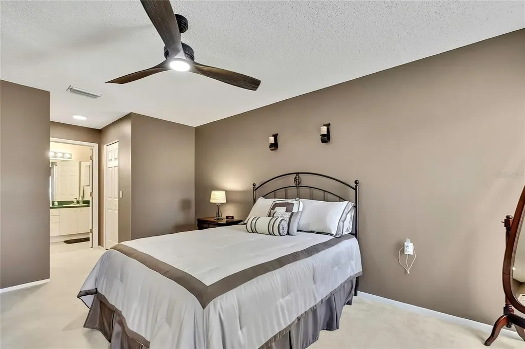 1424 Pinewood Hills Court Spring Hill FL 34606