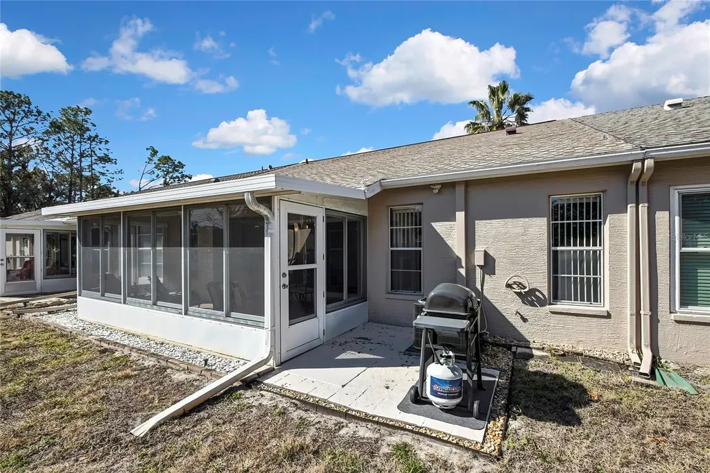 1424 Pinewood Hills Court Spring Hill FL 34606