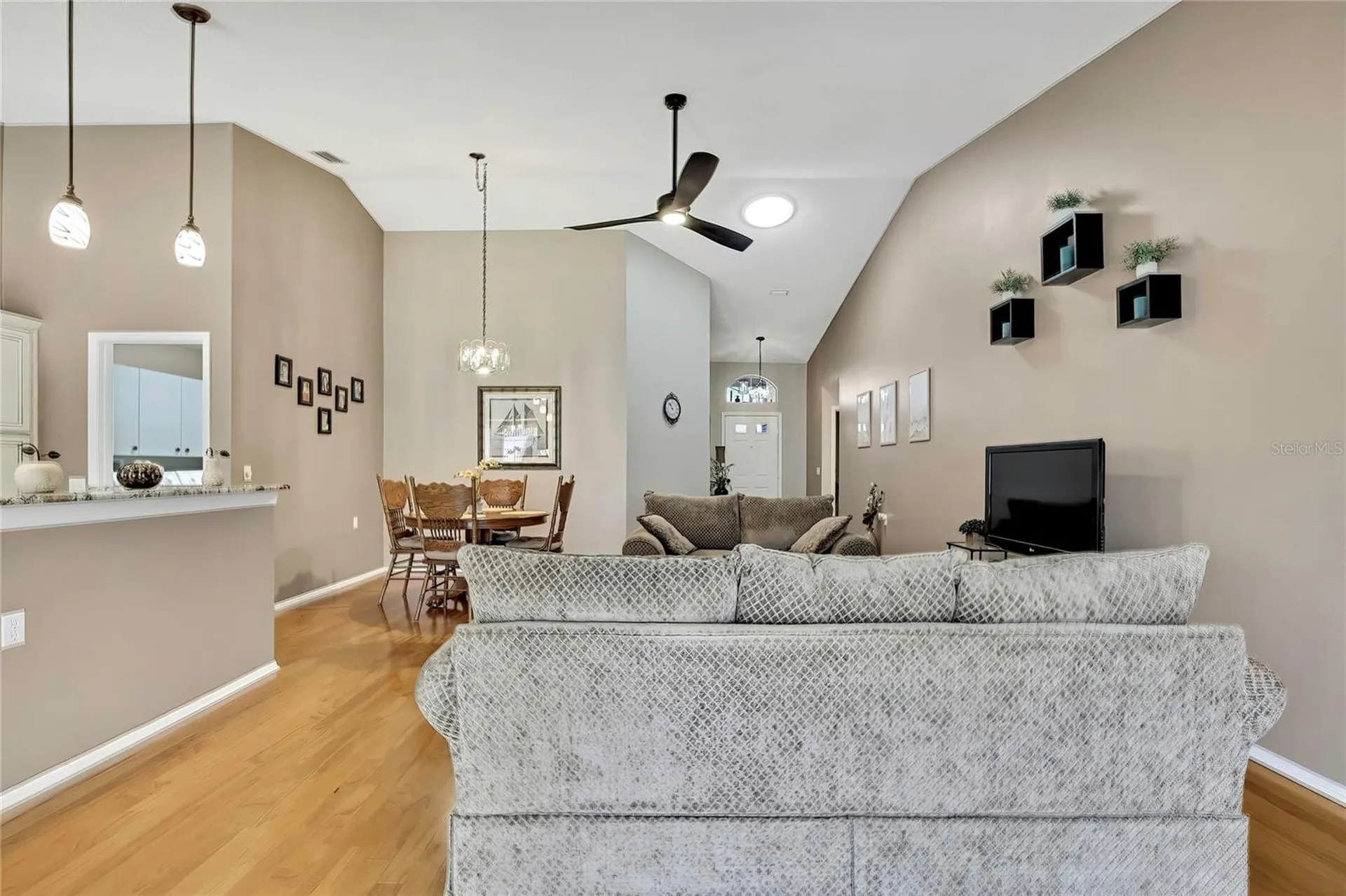 1424 Pinewood Hills Court Spring Hill FL 34606