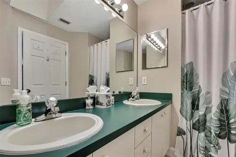 1424 Pinewood Hills Court Spring Hill FL 34606