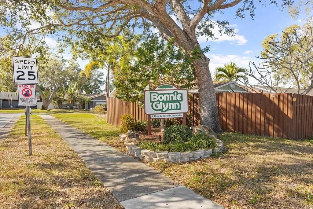 6809 Circlecreek Drive Pinellas Park FL 33781