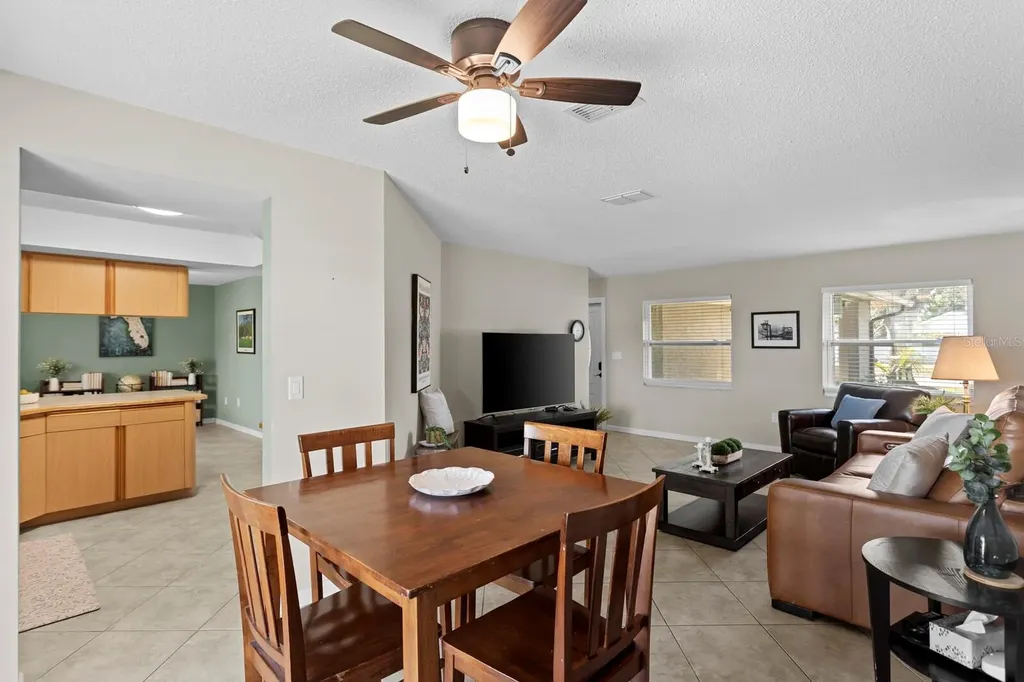 6809 Circlecreek Drive Pinellas Park FL 33781