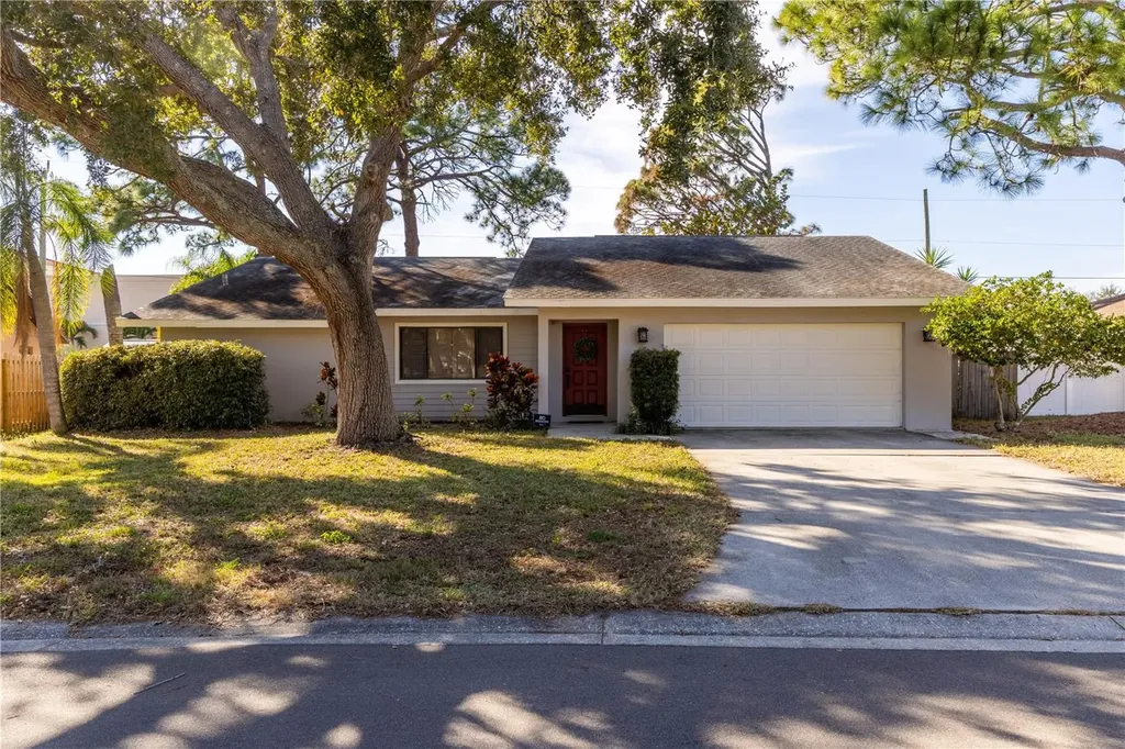 8457 Cypress Lake Circle Sarasota FL 34243