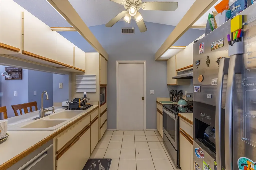 8457 Cypress Lake Circle Sarasota FL 34243