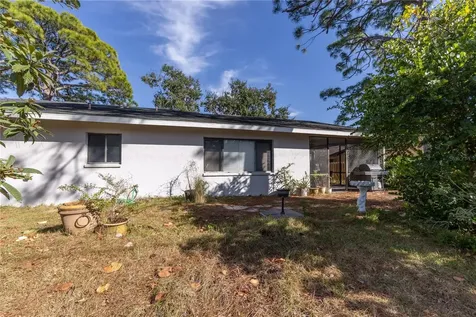 8457 Cypress Lake Circle Sarasota FL 34243