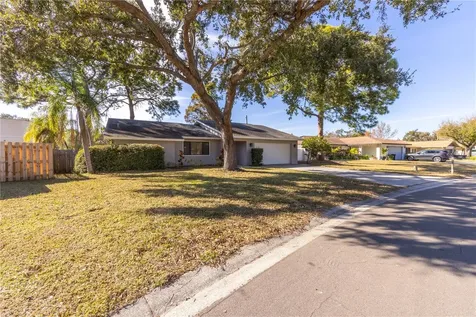 8457 Cypress Lake Circle Sarasota FL 34243
