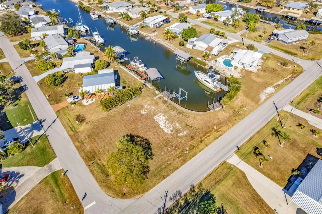 700 Hollyhill Court Punta Gorda FL 33950