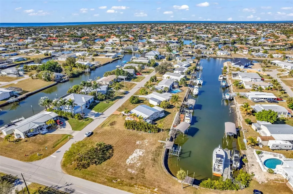 700 Hollyhill Court Punta Gorda FL 33950