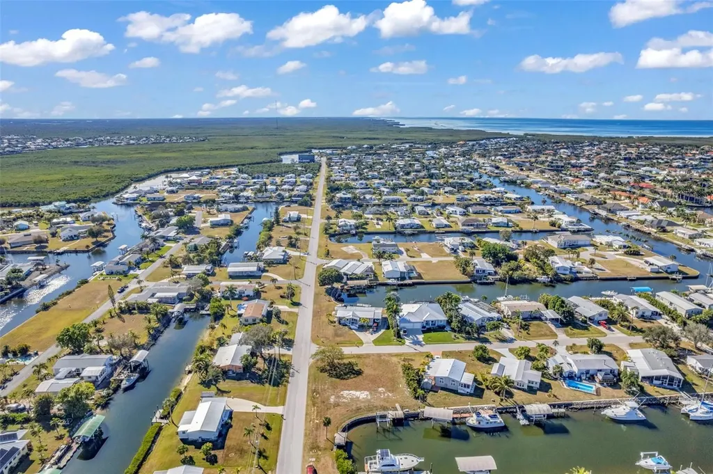 700 Hollyhill Court Punta Gorda FL 33950