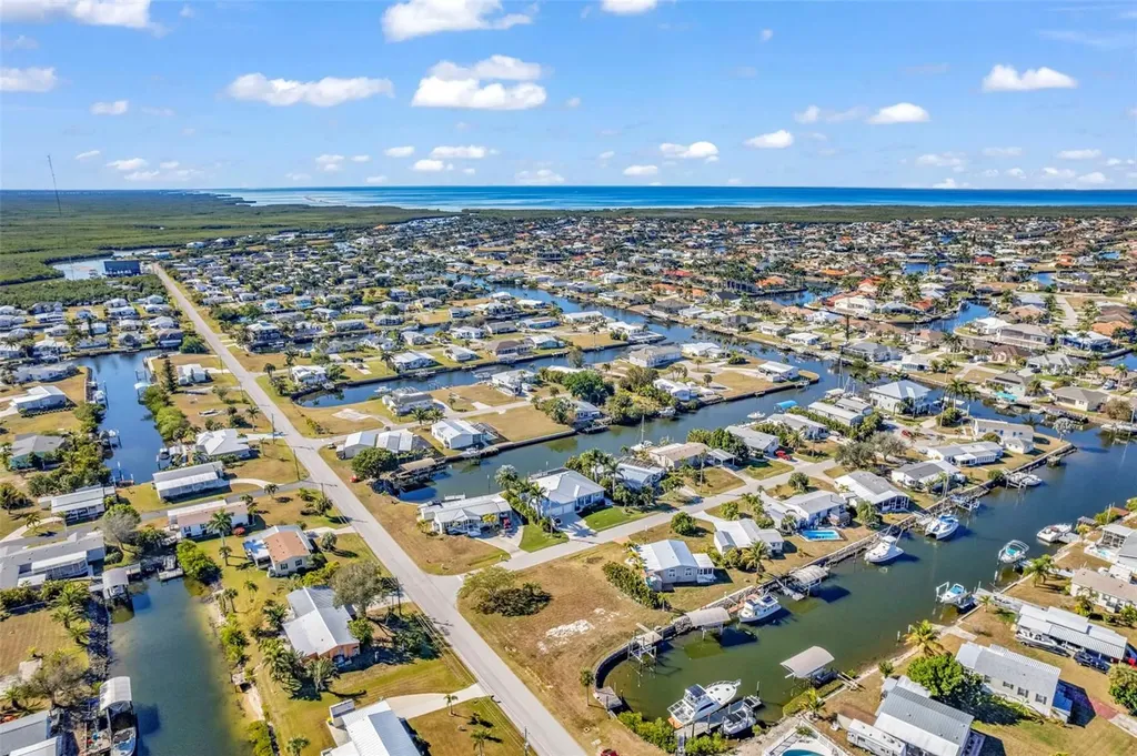 700 Hollyhill Court Punta Gorda FL 33950