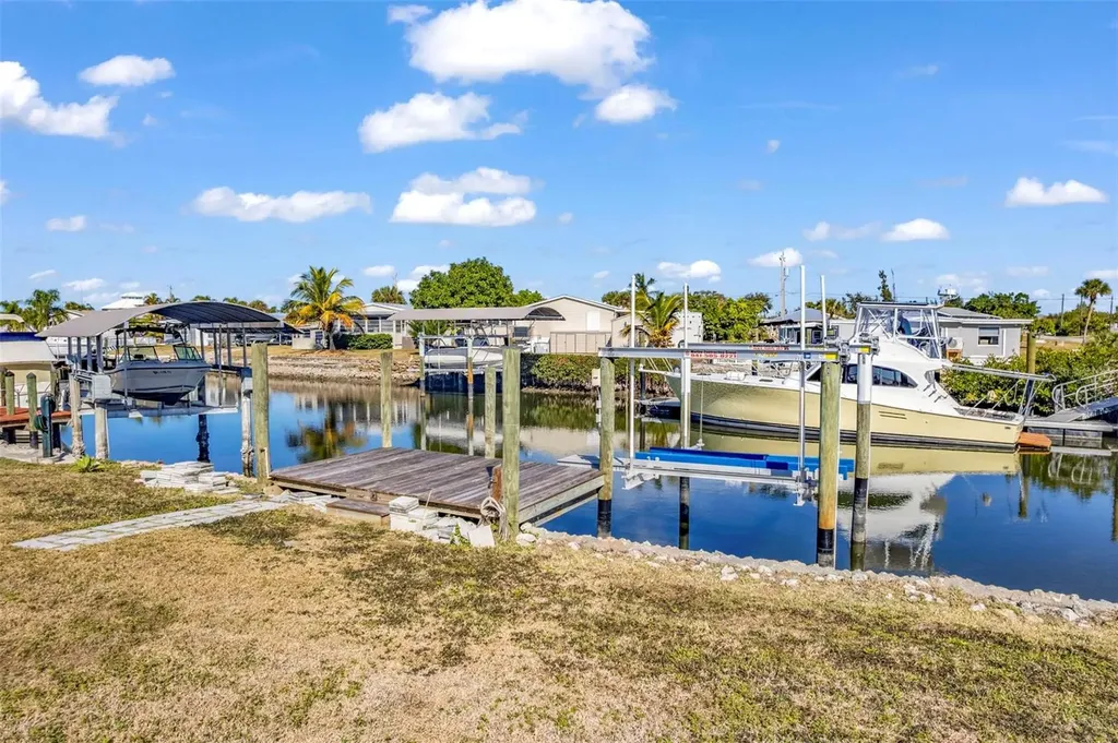 700 Hollyhill Court Punta Gorda FL 33950