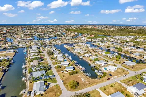 700 Hollyhill Court Punta Gorda FL 33950