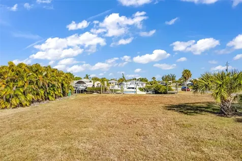700 Hollyhill Court Punta Gorda FL 33950