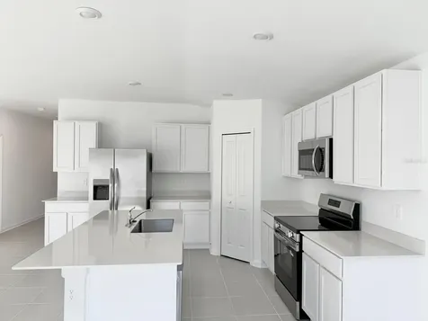 2122 Chris Drive Winter Haven FL 33884