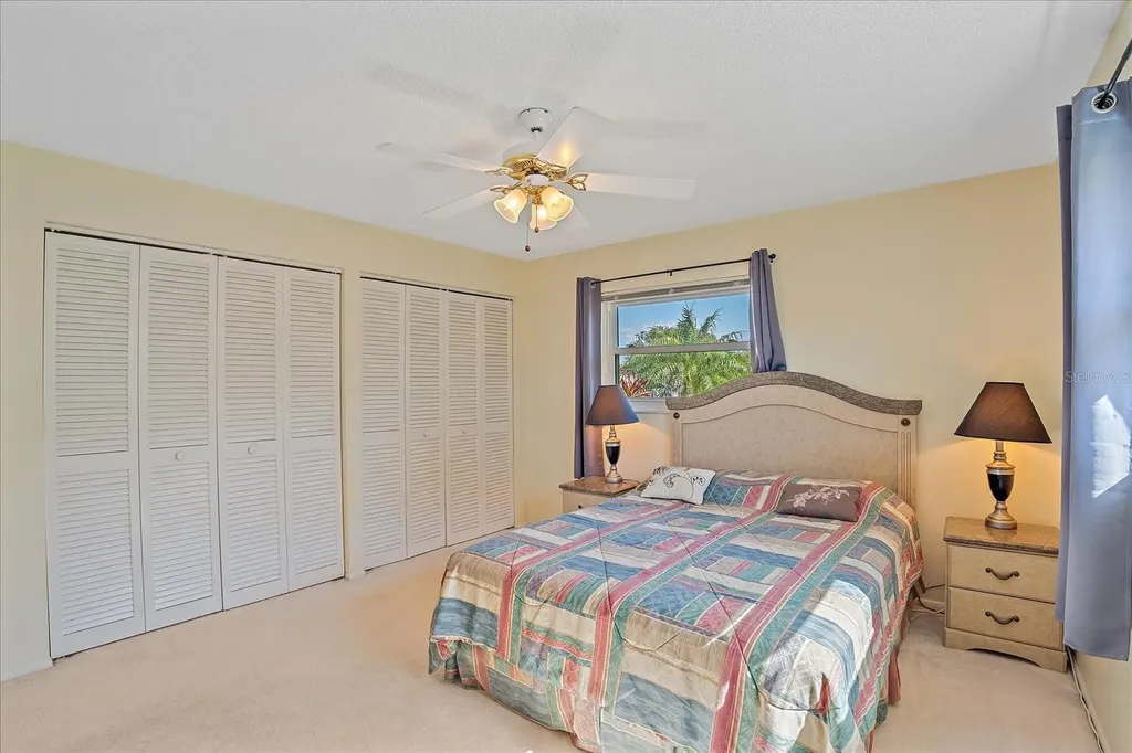 6948 W Country Club Drive N Sarasota FL 34243