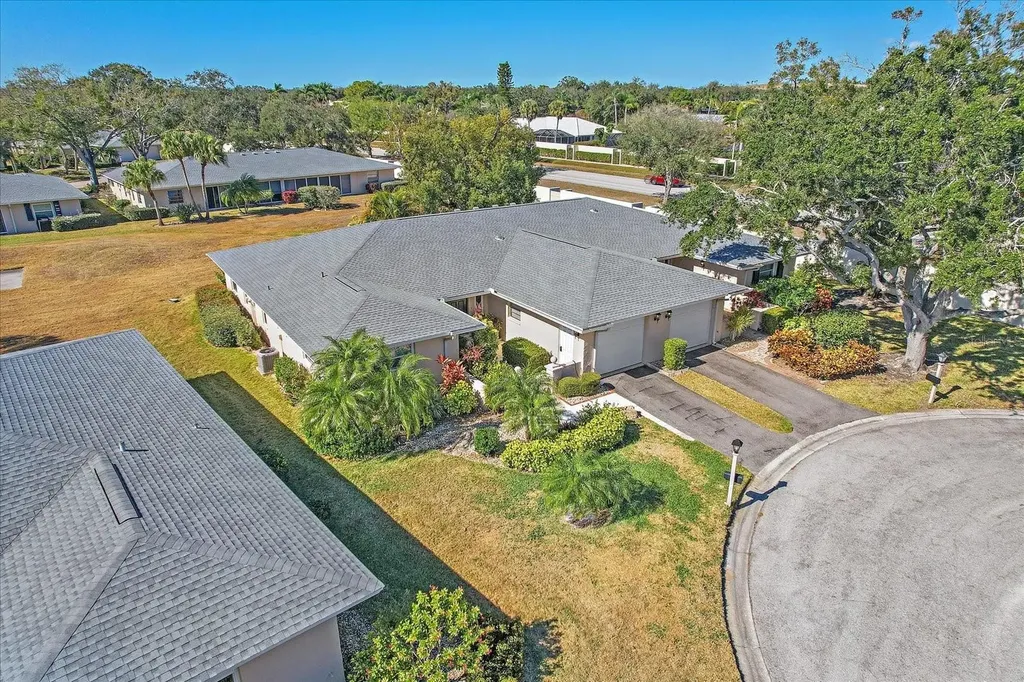 6948 W Country Club Drive N Sarasota FL 34243