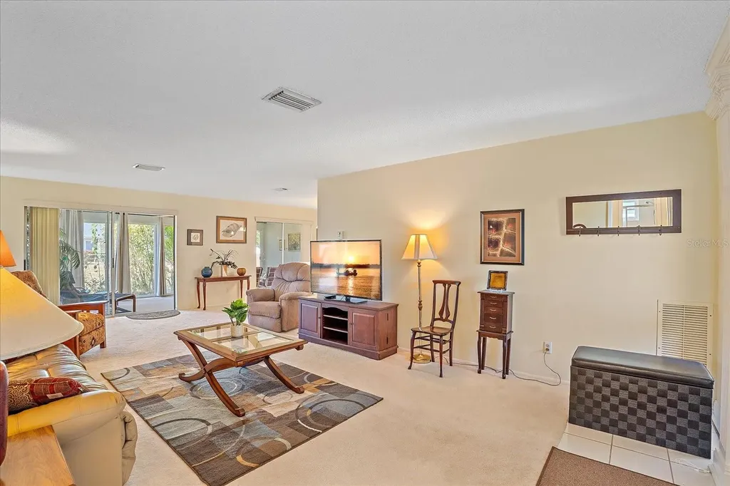 6948 W Country Club Drive N Sarasota FL 34243