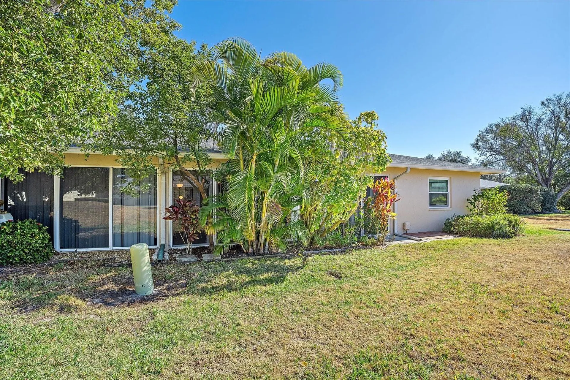6948 W Country Club Drive N Sarasota FL 34243