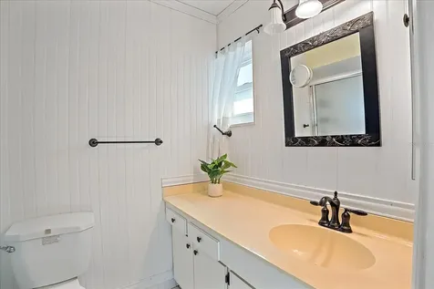 6948 W Country Club Drive N Sarasota FL 34243