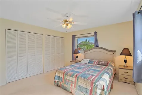 6948 W Country Club Drive N Sarasota FL 34243