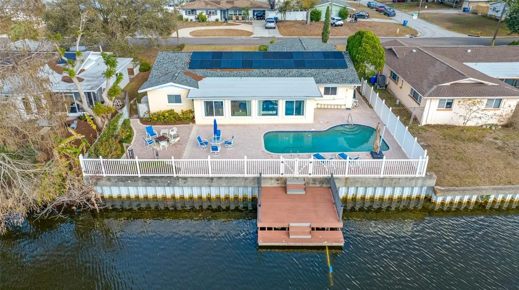 1822 Winchester Road N St Petersburg FL 33710