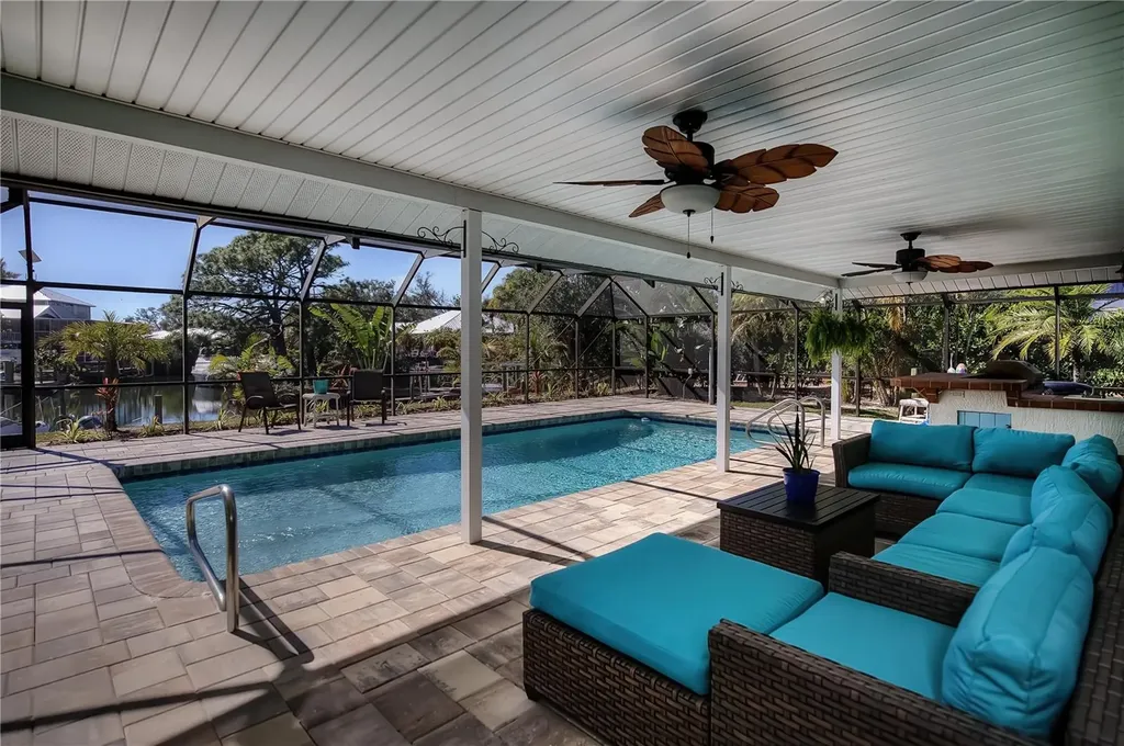 1221 Bayshore Drive Englewood FL 34223