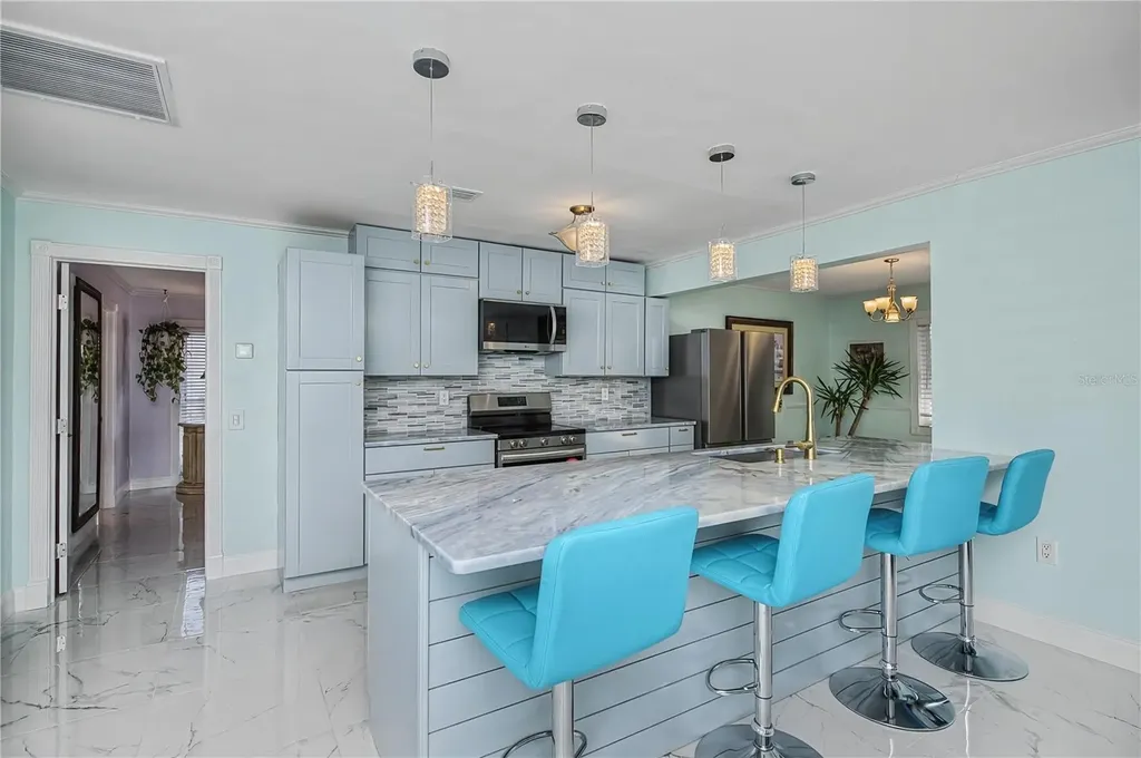 1221 Bayshore Drive Englewood FL 34223