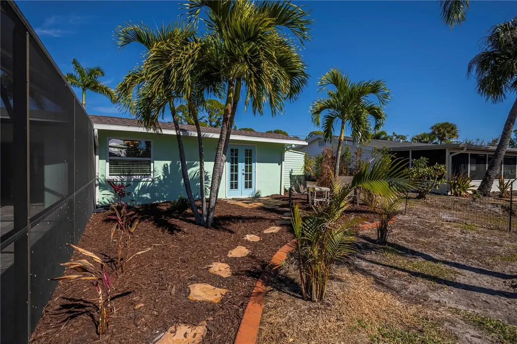 1221 Bayshore Drive Englewood FL 34223