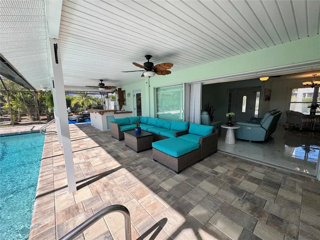 1221 Bayshore Drive Englewood FL 34223
