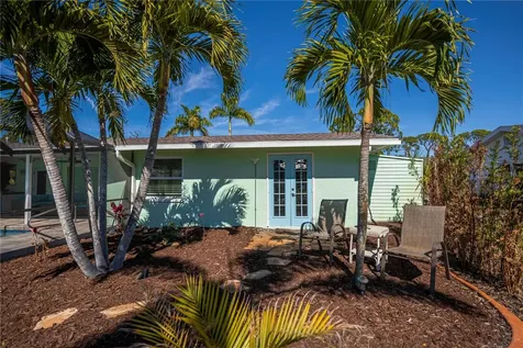 1221 Bayshore Drive Englewood FL 34223