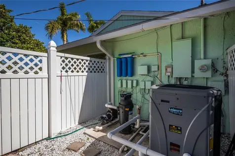 1221 Bayshore Drive Englewood FL 34223