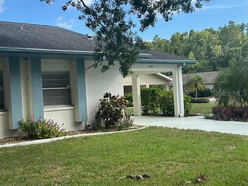 2033 Hawkhurst Circle Sun City Center FL 33573